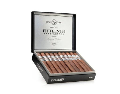 [00436] Rocky Patel 15th Anniversary Toro